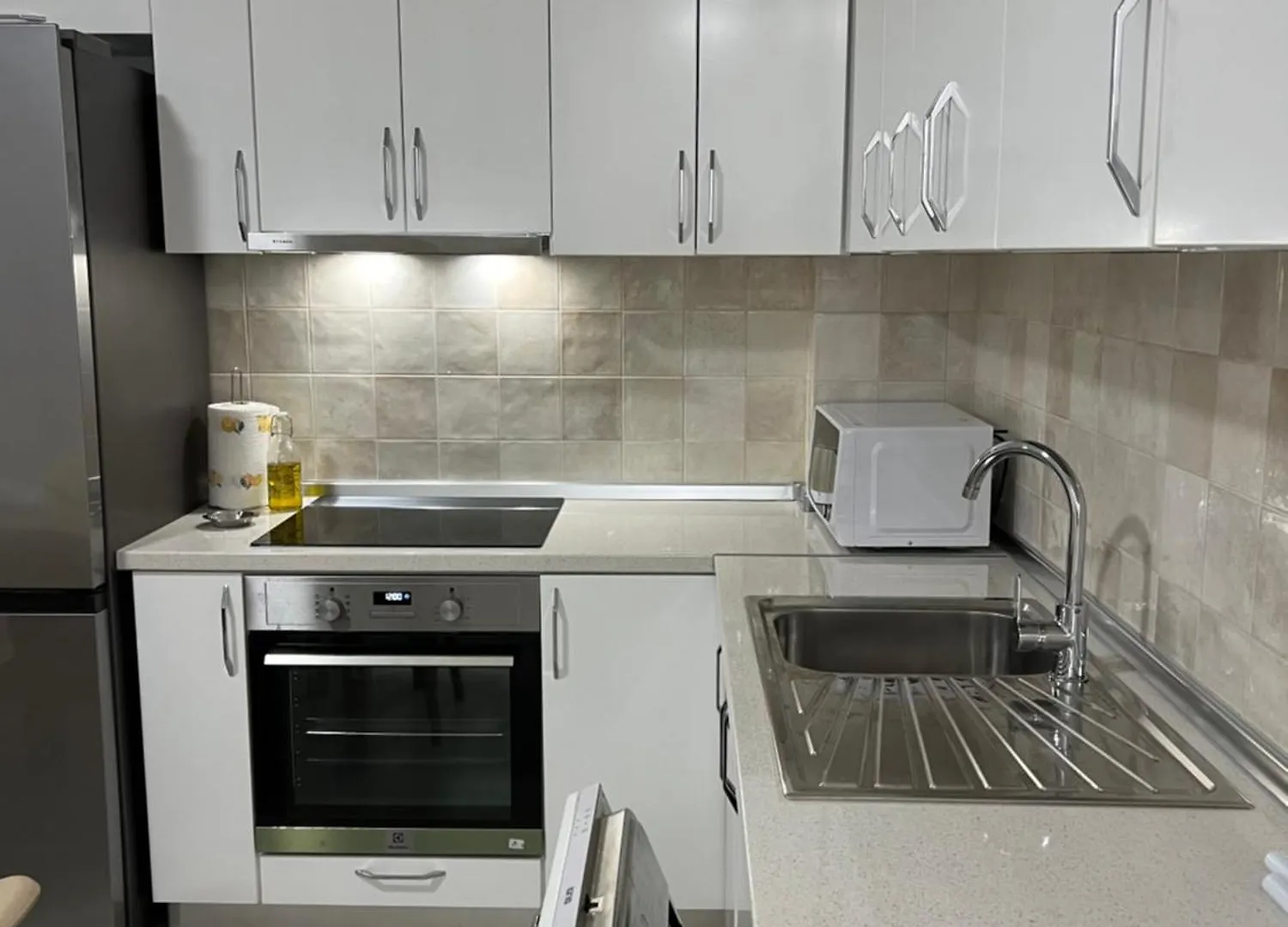 Mars Apartment 골렘